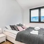 Apartamentykolobrzeg24 *